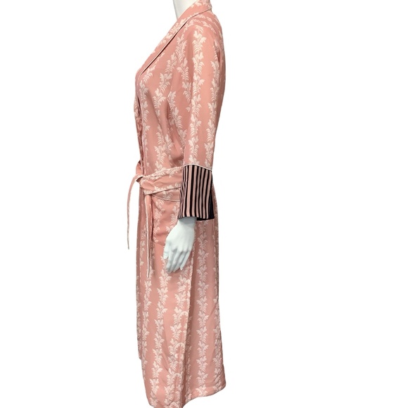 Nue Notes Printed Robe Size: S - Picture 2 of 4